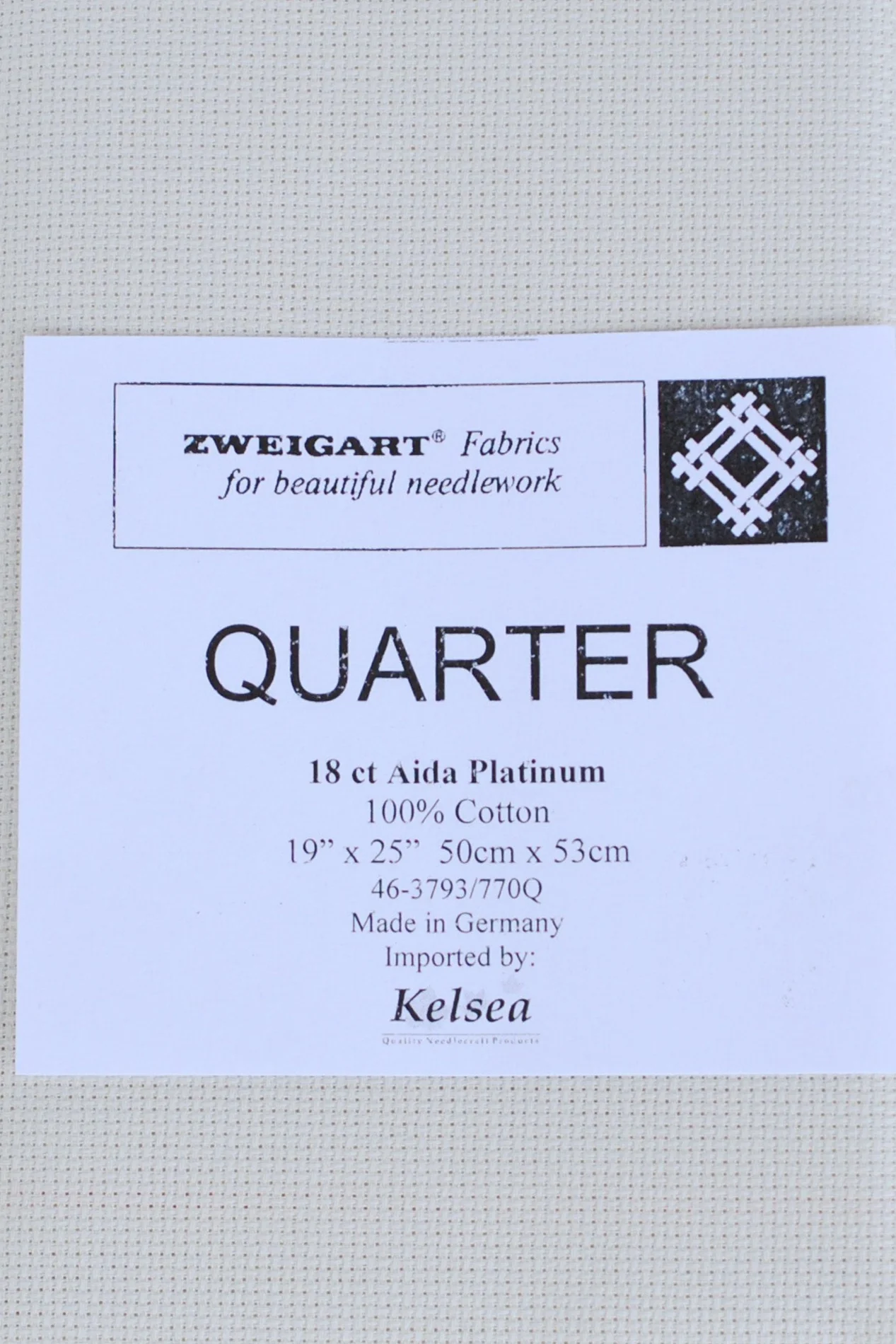Aida Cloth 18ct - 19" x 21" - Image 8