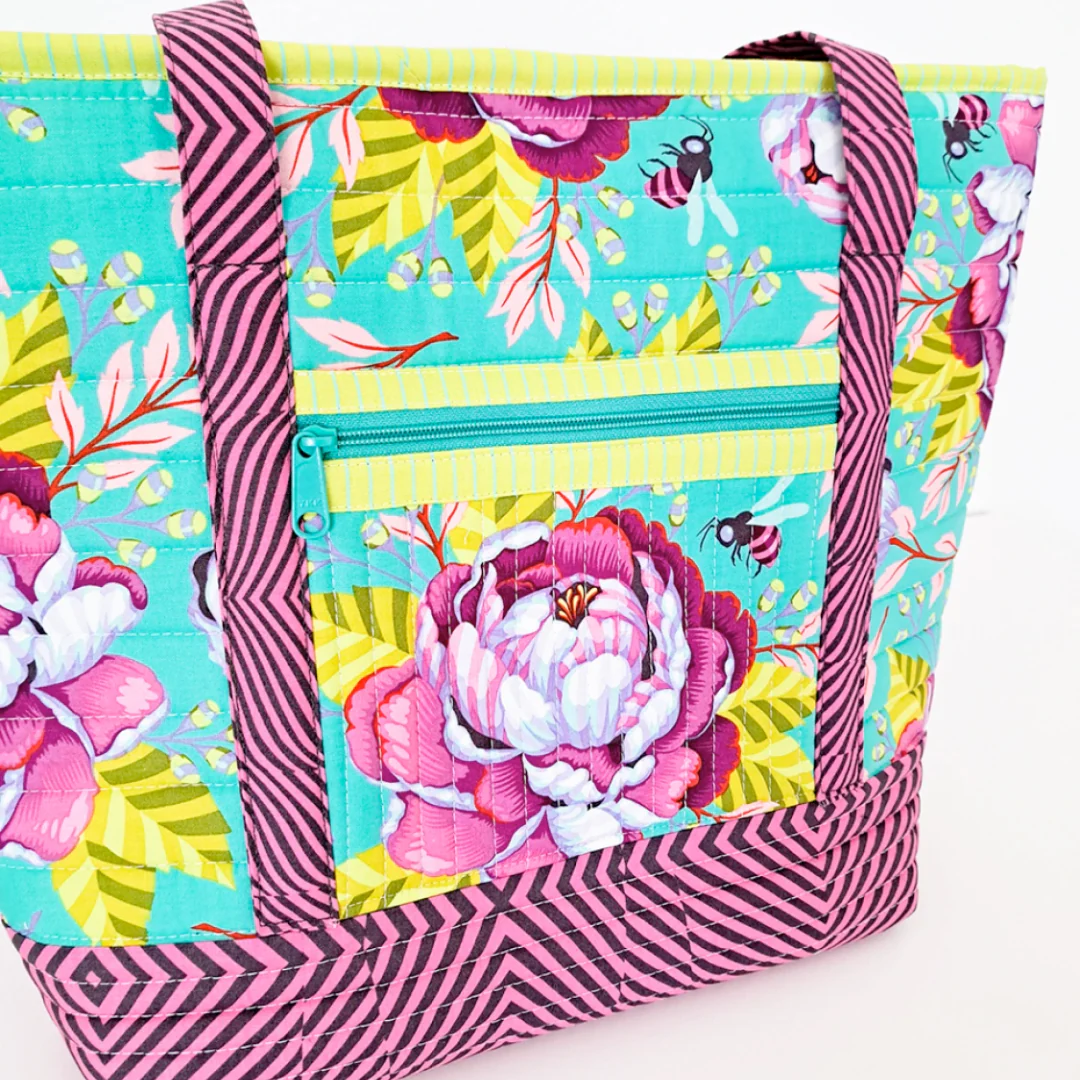 Center Street Quilts Fleetwood Tote Bag Pattern - Image 5