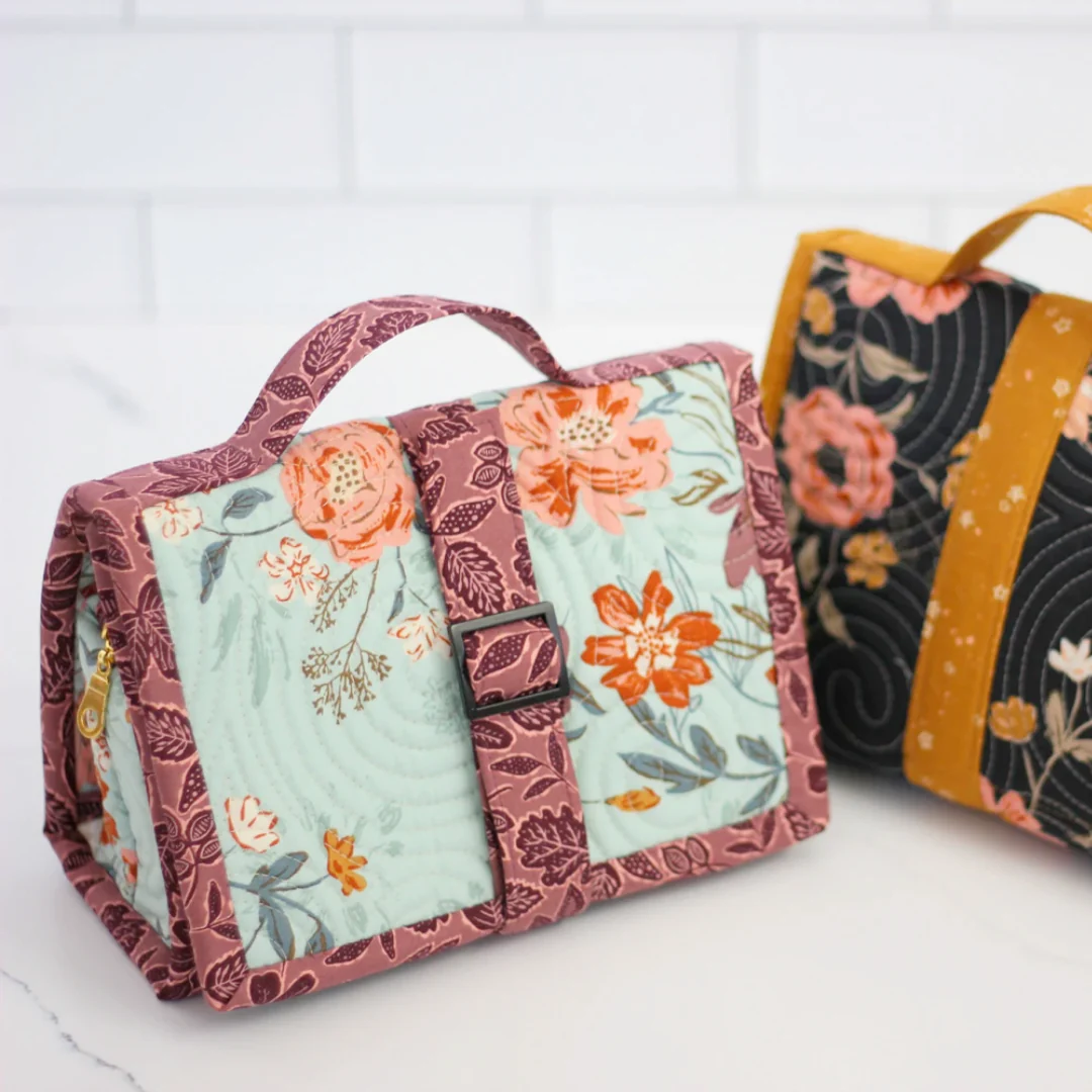 Center Street Quilts Nightingale Zipper Case Sewing Pattern - Image 3