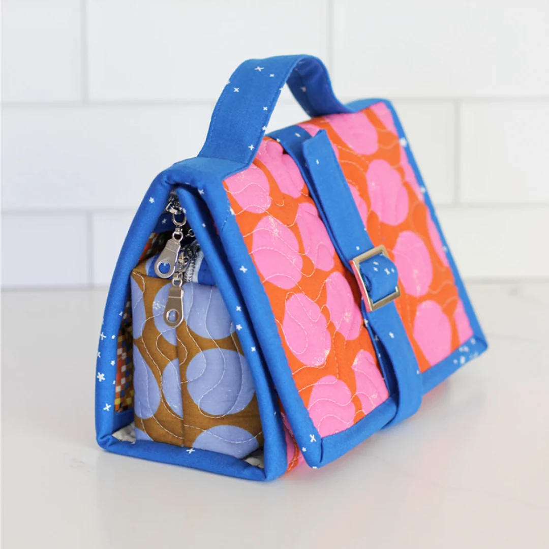 Center Street Quilts Nightingale Zipper Case Sewing Pattern - Image 6