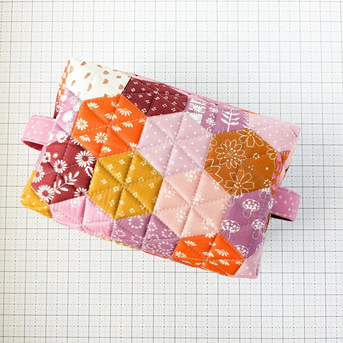 Center Street Quilts The Holland Pouch - Image 8