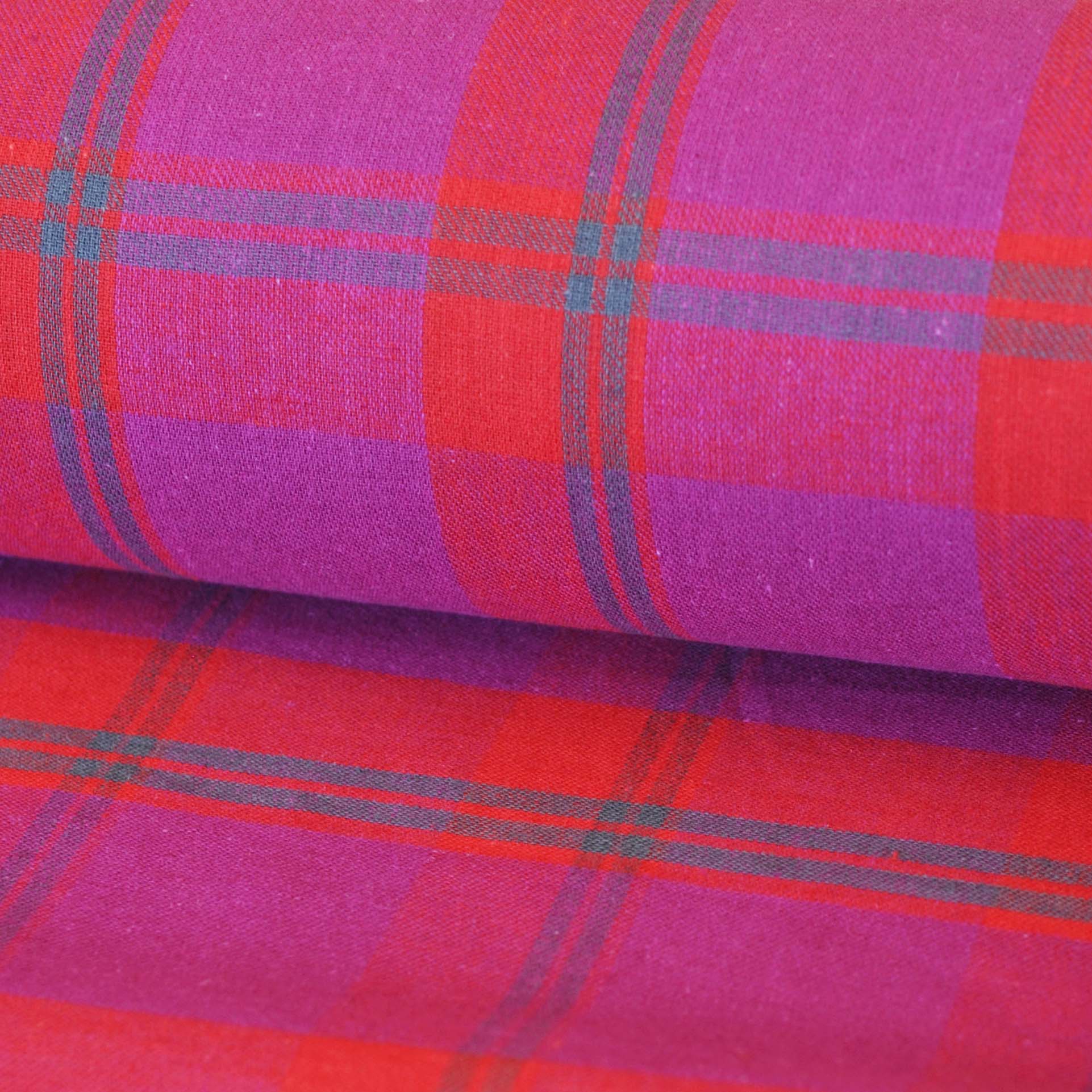 Cotton/Linen Blend Big Plaid in Cherry Tart - Image 2