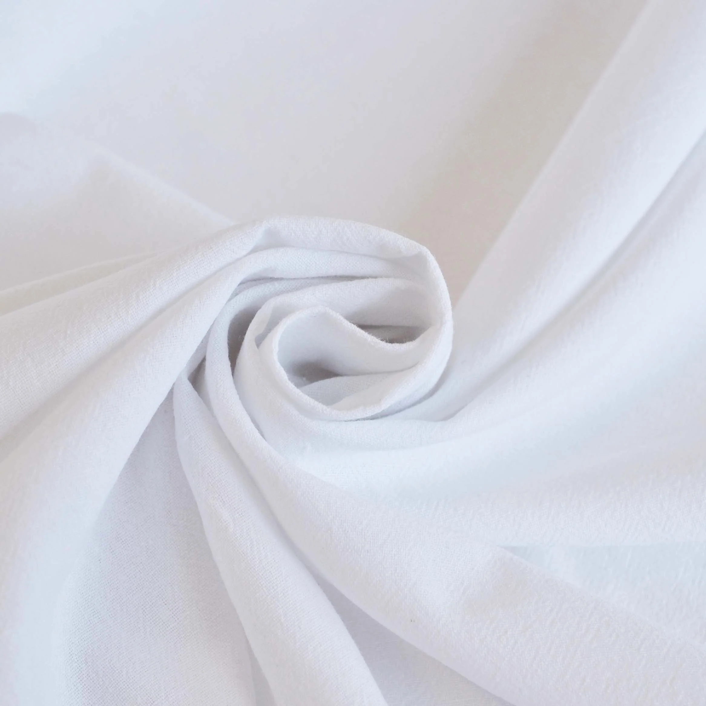 Crumpled Cotton Shirting II in White - Image 3