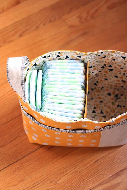 Noodlehead Divided Basket - Image 8