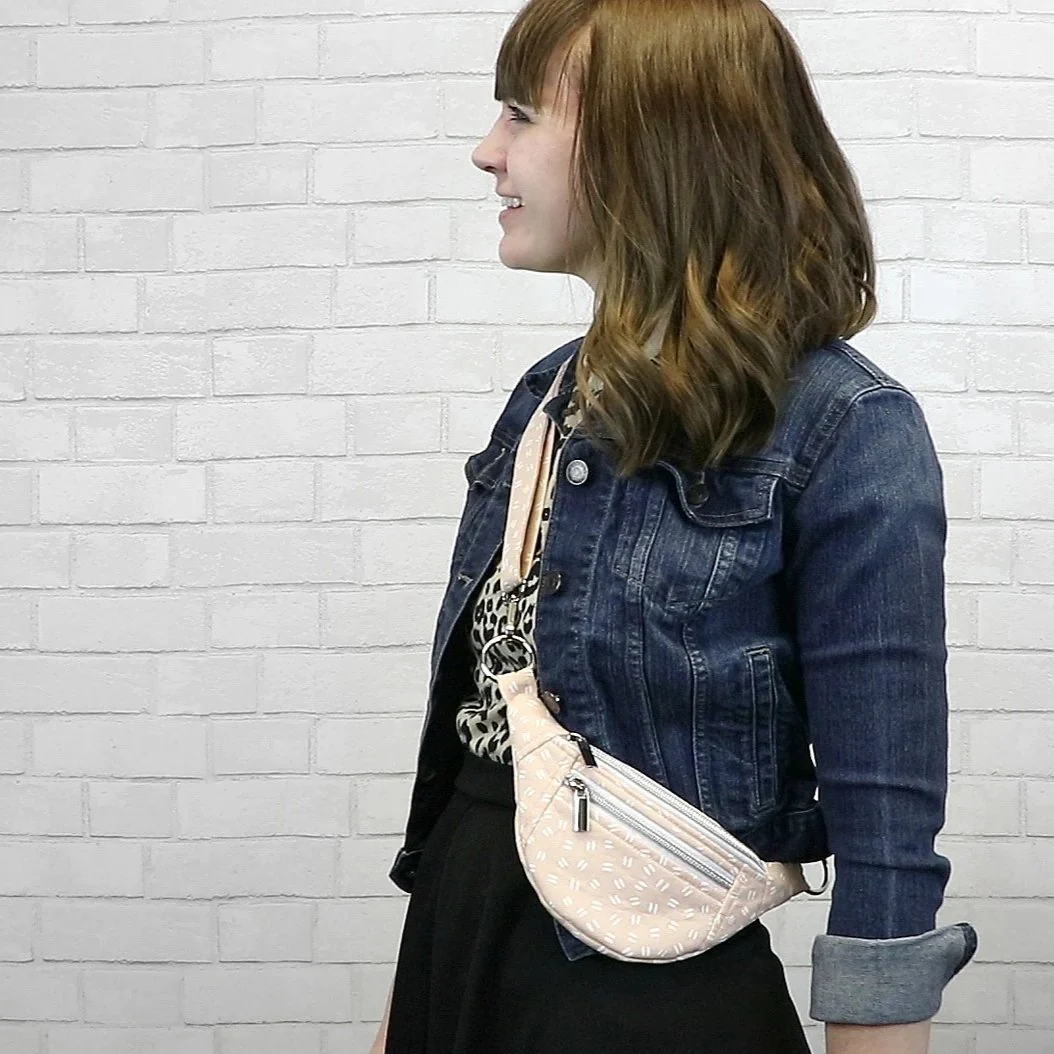 Sallie Tomato Ferris Fanny Pack - Image 3