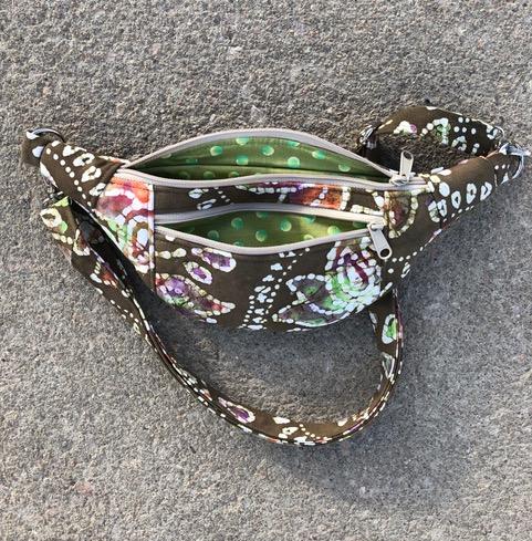 Sallie Tomato Ferris Fanny Pack - Image 9