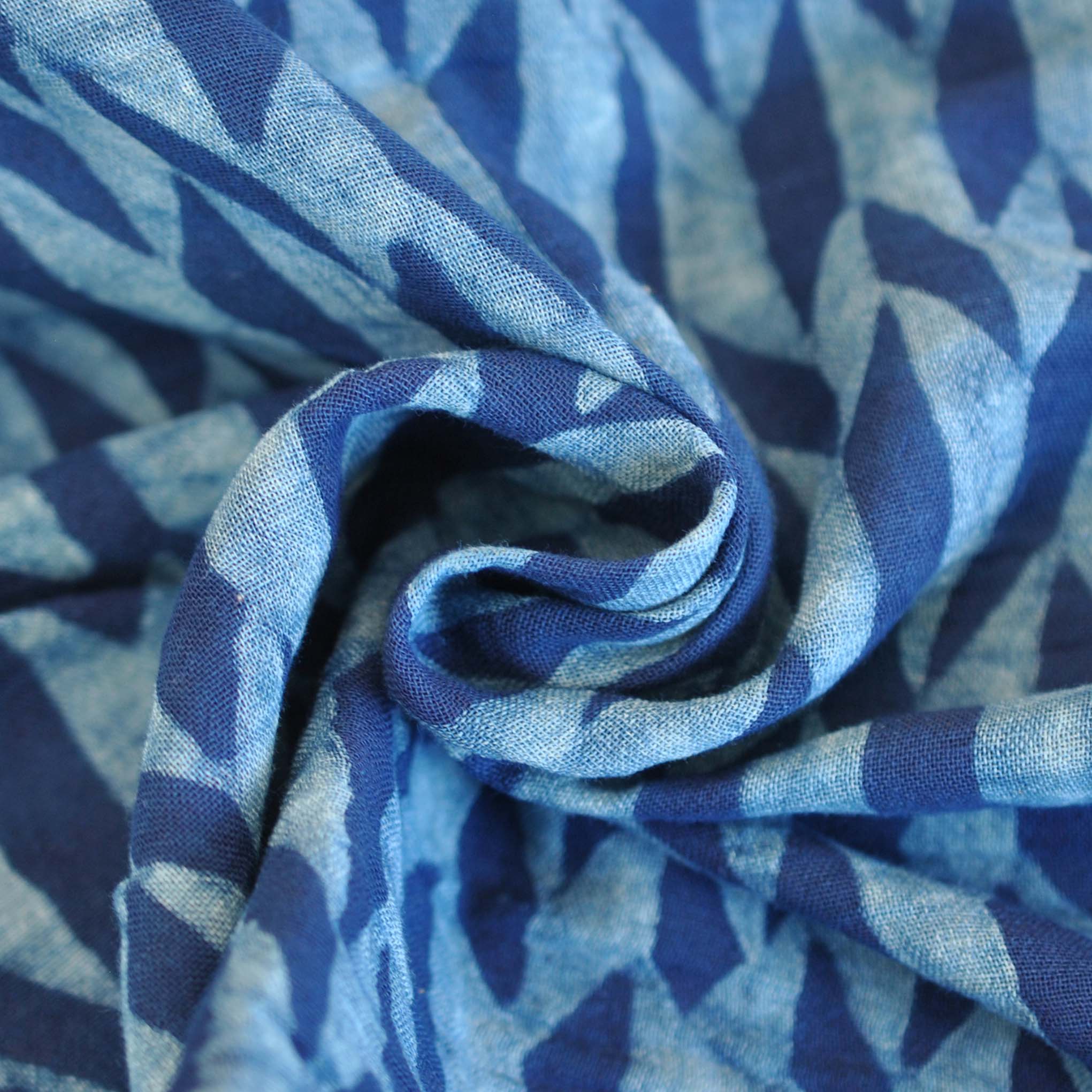 Holistic Needlecraft Double Gauze Wax Resist Dye Chevron Block Print in Indigo - Image 3