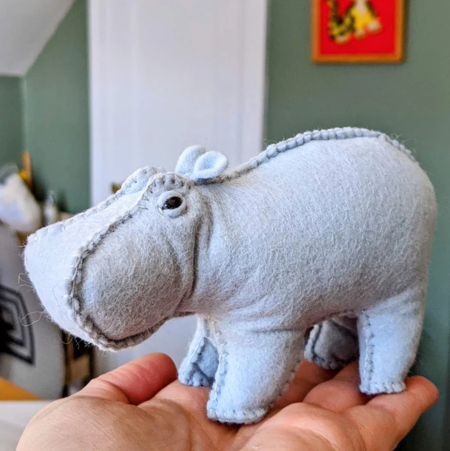 House Hippo Hand Stitching Felt Kit - Image 2