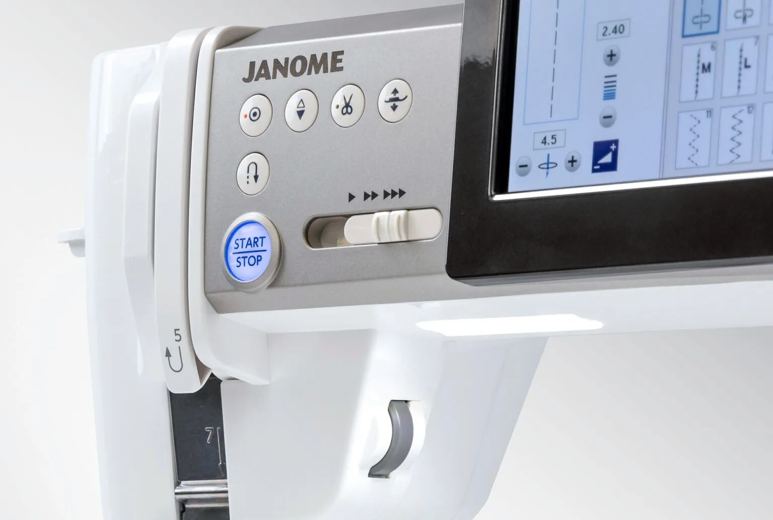 Janome Continental M8 Professional - Image 3