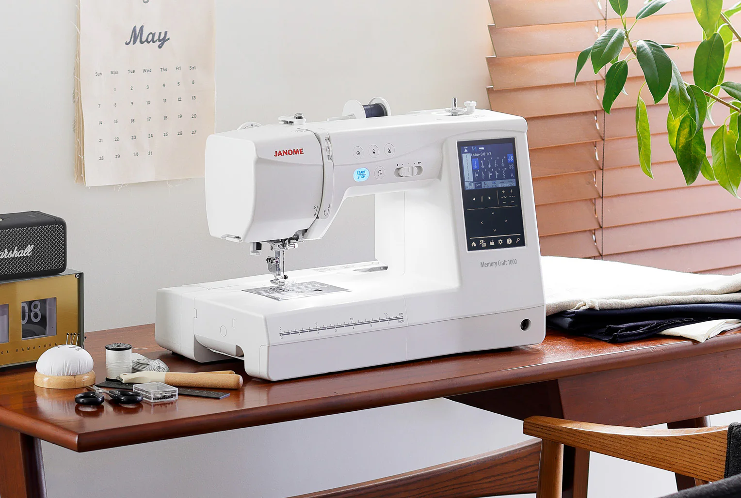 Janome Memory Craft 1000 - Image 3
