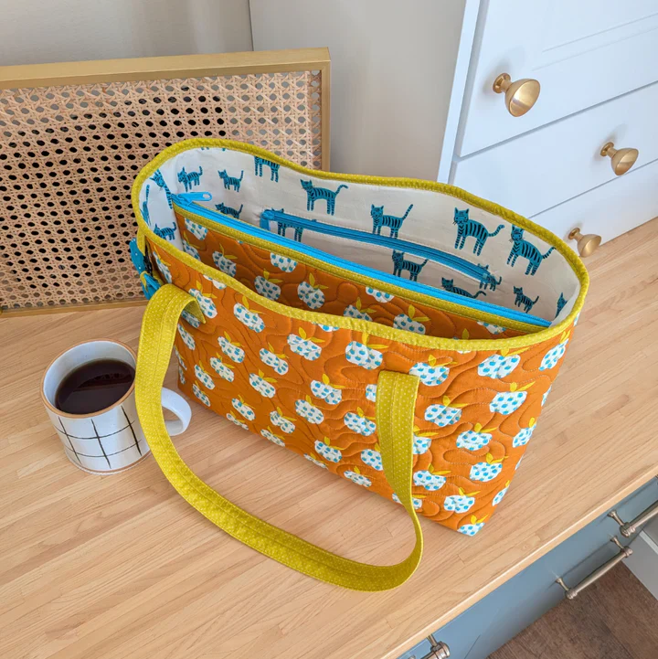Ma Tante Quilts Divided Tablet Tote Pattern - Image 7