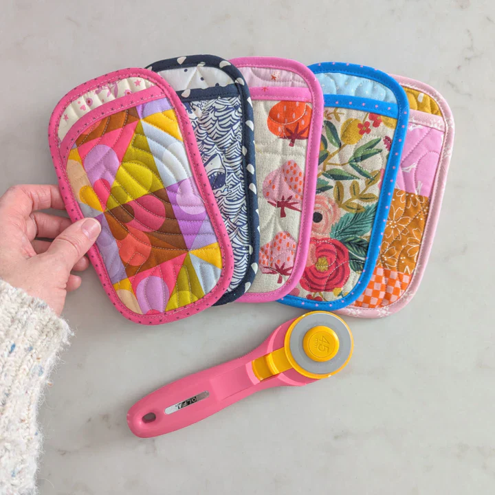 Ma Tante Quilts Sunny Glasses Pouch - Image 6