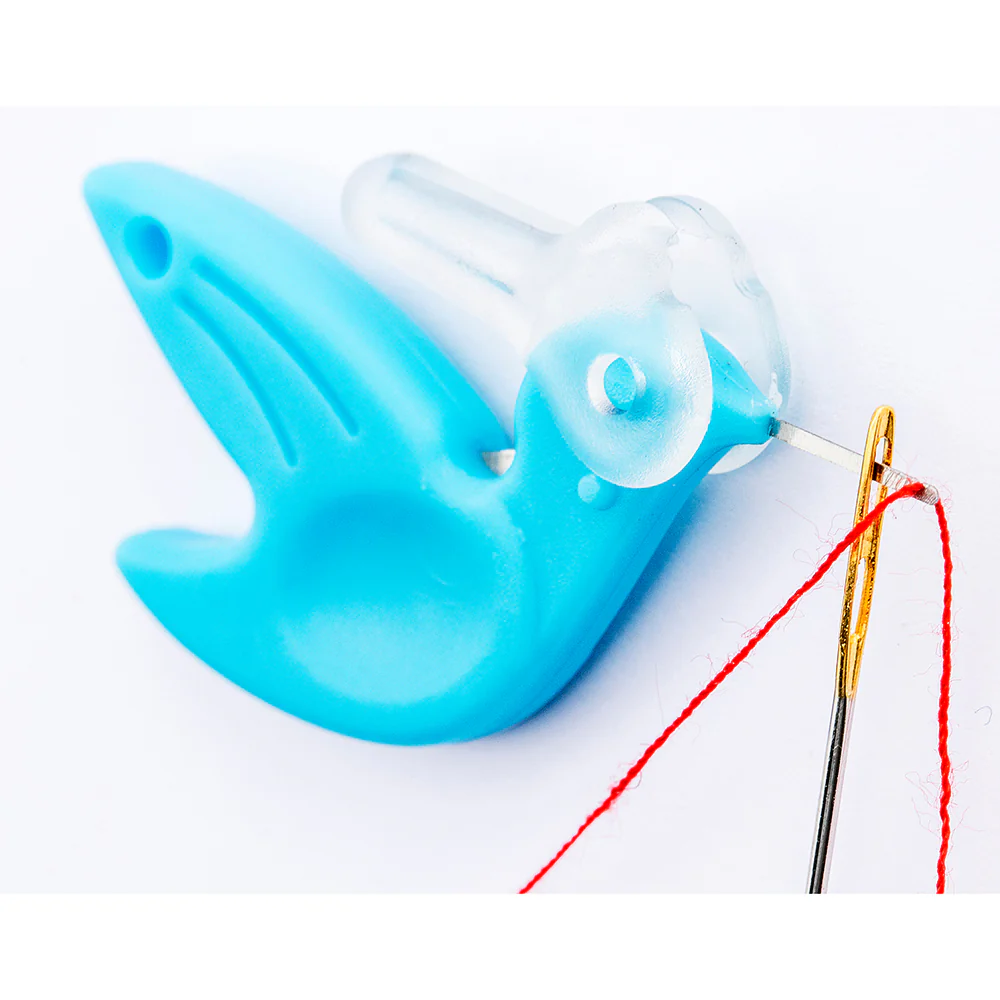 Milward Green Needle Threader with Cutter Blade - Image 2