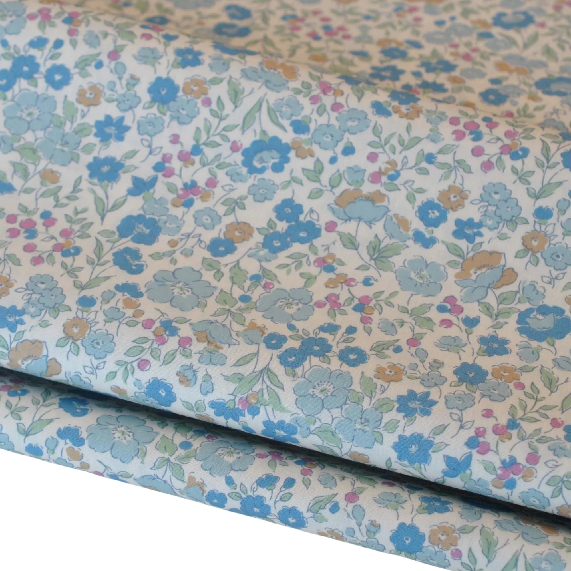 Robert Kaufman Fabrics Sevenberry Petite Garden in Blue
