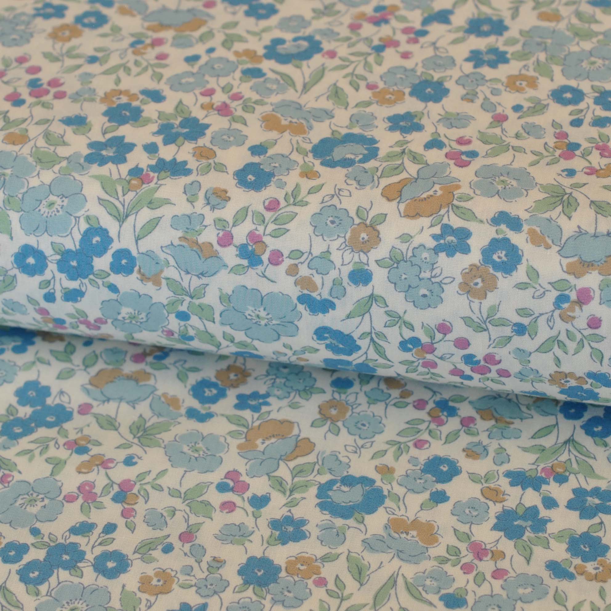 Robert Kaufman Fabrics Sevenberry Petite Garden in Blue - Image 2