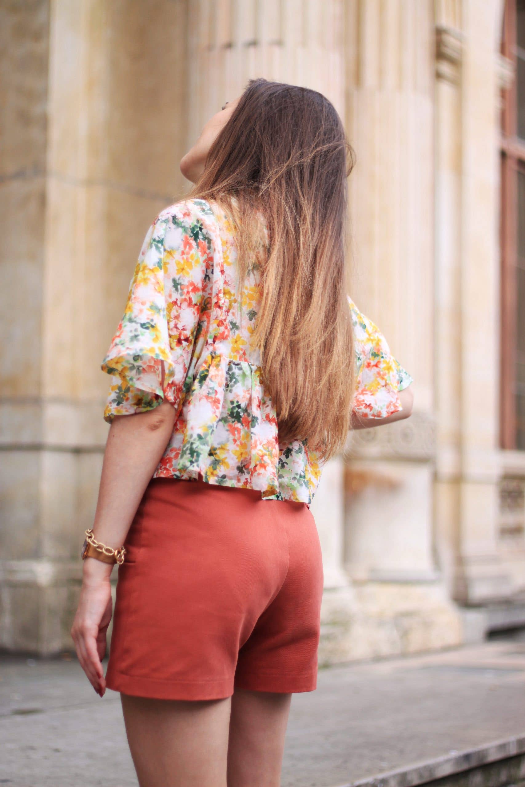 Cha'coud Iris Shorts Sizes 34 to 44 - Image 4